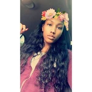 Meet your Posher, Camille